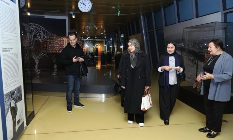 تصاویر| همسر و دختر عباس عراقچی در سفر به باکو