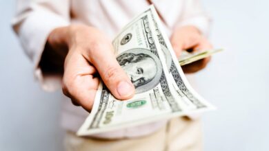 پیشبینی مهم از وضعیت بازار ارز/ آیا روند افزایشی قیمت دلار مهار خواهد شد؟