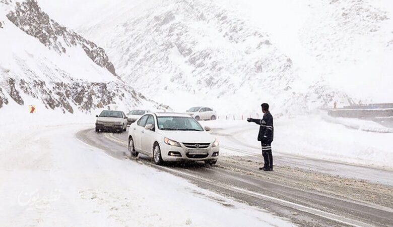 بارش برف و باران در جادههای ۱۲ استان کشور/ حتما بخوانید