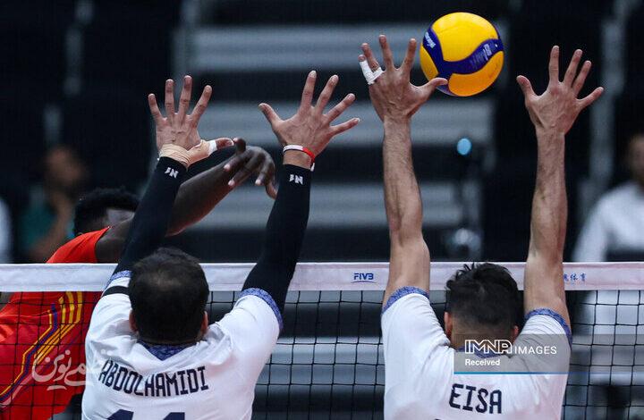 طلاییپوشان سپاهان شهداب را به زانو درآوردند