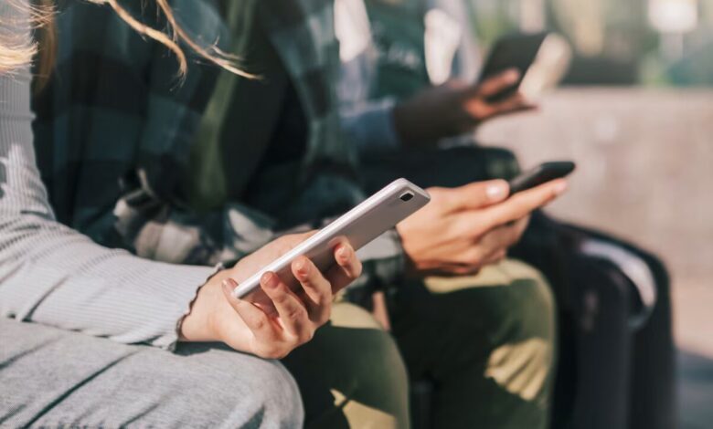 گوشیهای هوشمند کودکان را افسرده میکند