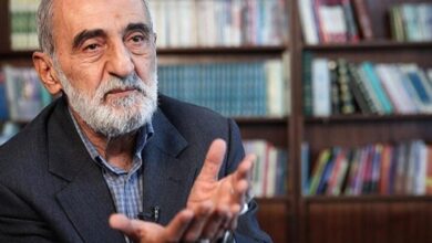 شریعتمداری