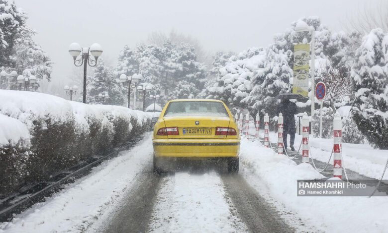 تهران با بارش برف سپید پوش شد