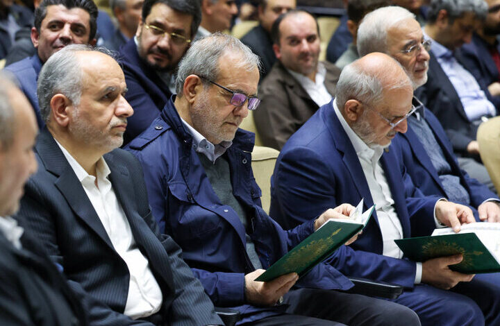 حضور پزشکیان در مراسم ختم خانواده سقاب اصفهانی