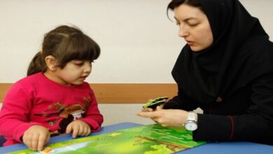 روزمرگیهای دو مادر؛ وقتی شیوههای نوین آموزشی جای مادر را نمیگیرد