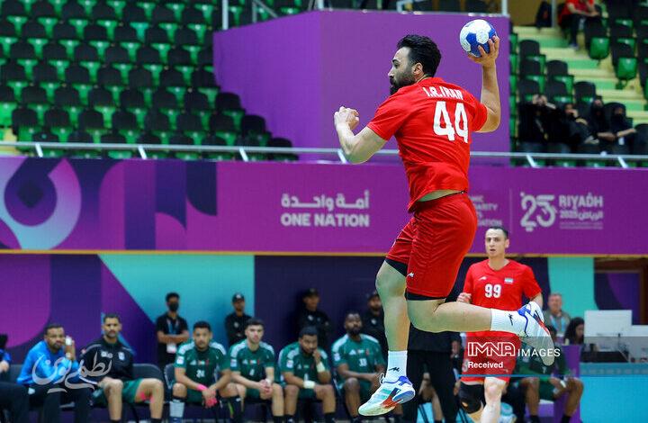 پخش زنده بازیهای هندبال قهرمانی آسیا امروز پنجشنبه ۲ بهمن از تلویزیون و پخش آنلاین