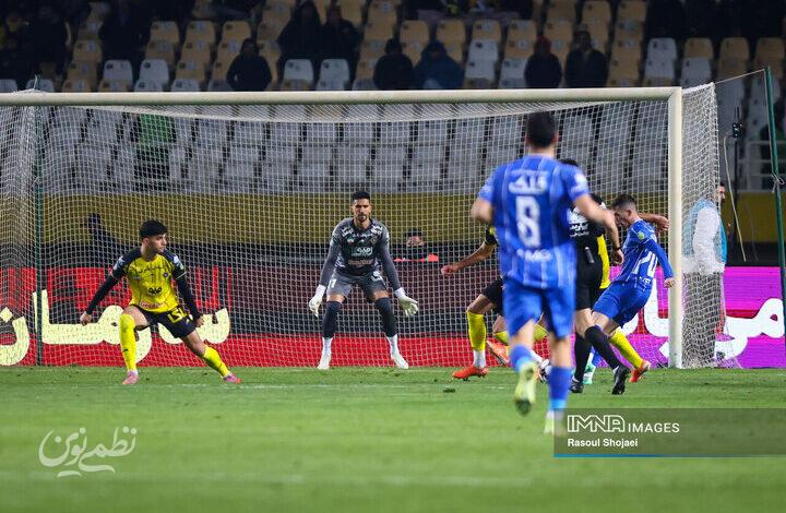 نگاهی به نیم فصل لیگ ۲۵؛ آبیها گرانترین، پرسپولیس و سپاهان دفاعیترین