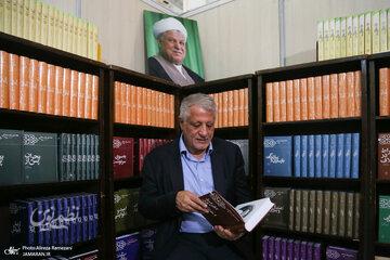 محسن هاشمی: اعضای خانواده در باره نحوه و دلیل فوت پدرمان دیدگاههای متفاوت دارند/ هنووز موضوع برای ما روشن نیست