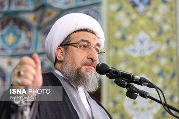 امام جمعه تبریز لباس رزم بر تن کرد + تصویر