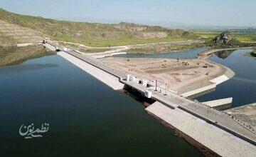 یک سد سرریز کرد