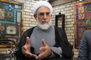 تحلیل منتجبنیا از فعالیت تندروها؛ مارهایی را در آستین خود پرورش دادیم که تبدیل به افعی شدند