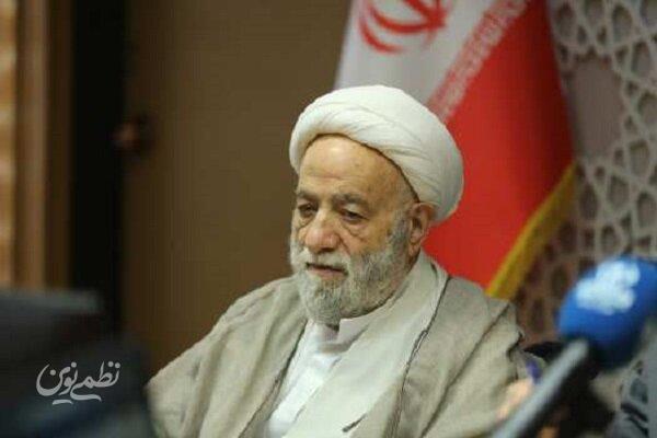 قرائتی: نماز باید با گفتوگو و ارتباط قلبی به دانشآموزان معرفی شود