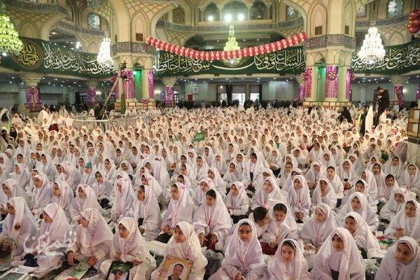 «جشن تکلیف فرشتهها ۴» با حضور ۳۵۰۰ دختر دانشآموز برگزار شد