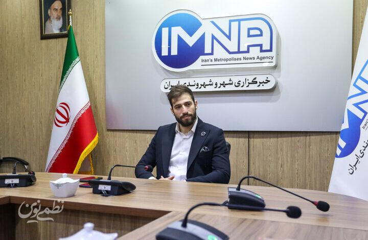 داغ رهبر عزیزمان سردشدنی نیست / ایران مهد دلیرانی از جنس آرش کمانگیر است