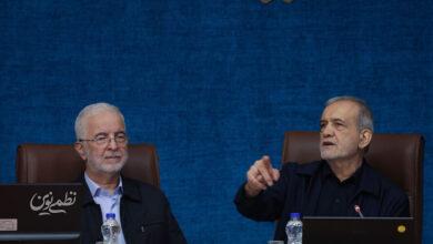 پزشکیان مومنی