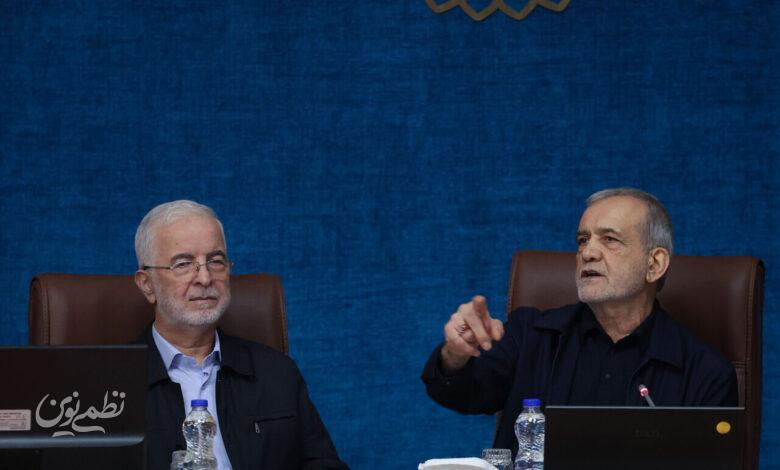 پزشکیان مومنی