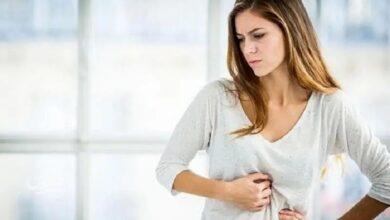 ۱۰ نوشیدنی مفید و مضر برای سوزرش معده