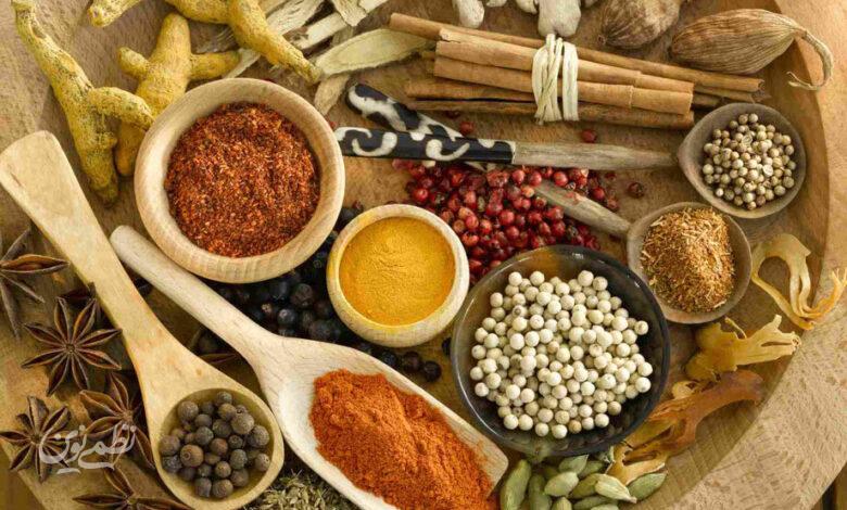کدام ادویهها سر درد میآورند؟