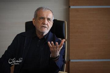 پزشکیان: محدودیت منابع خللی در خدمترسانی دولت ایجاد نمیکند/ هرگاه پرچم عدالت و خدمترسانی عادلانه برافراشته شود، زمینه همراهی عمومی فراهم خواهد شد