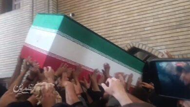 پیکر رهبر شهید