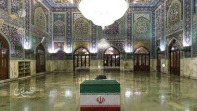 پیکر رهبر شهید در حرم رضوی