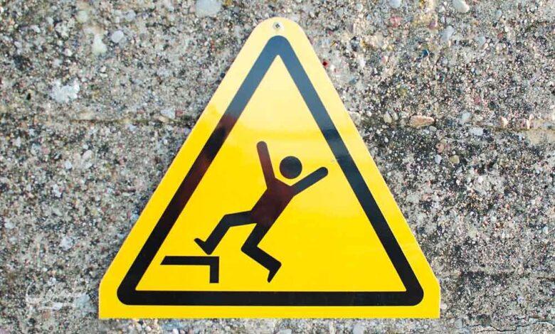 clumsy