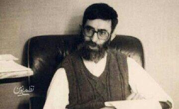 روایت رهبر شهید انقلاب از کودکی و قرآن خواندن مادر؛ جوان بودند و صدای خیلی خوبی هم داشتند، صبحها در خانه قرآن میخواند و ما دورشان جمع میشدیم...