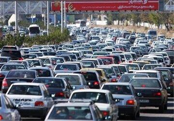 آزادراه تهران–قم زیر بار سنگین ترافیک/ مسیرهای جایگزین برای رانندگان ناوگان سنگین