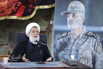 رئیس سازمان عقیدتی سیاسی ارتش: شهادت رهبر انقلاب میتواند زمینهساز وحدت و بیداری جهان اسلام باشد