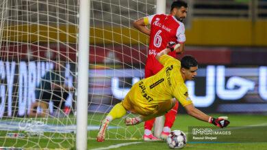 گزارش زنده؛ پرسپولیس ۰ _ ذوب‌آهن ۰