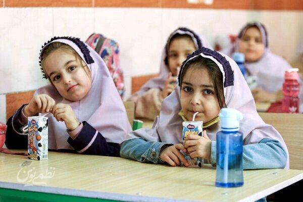 آیا امسال دانش آموزان در مدرسه «شیر» می خورند!