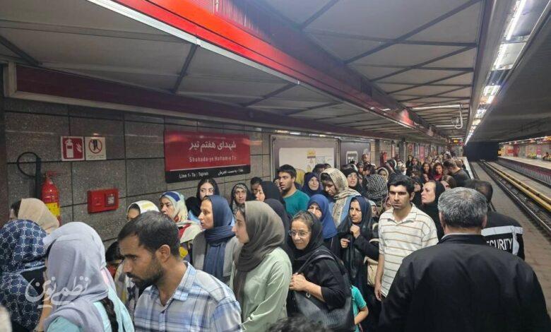 حال و هوای مترو تهران. اجتماع امت احمد. خدمات رسانی مترو